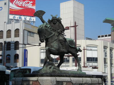 熊谷次郎直実の銅像